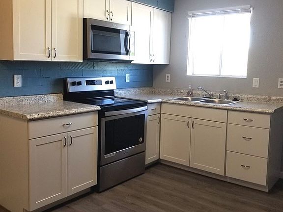 4th image of 143 S Doran APT 201