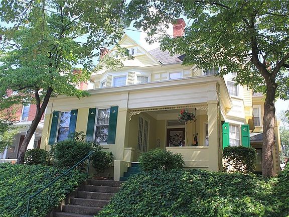 2nd image of 1352 Market St