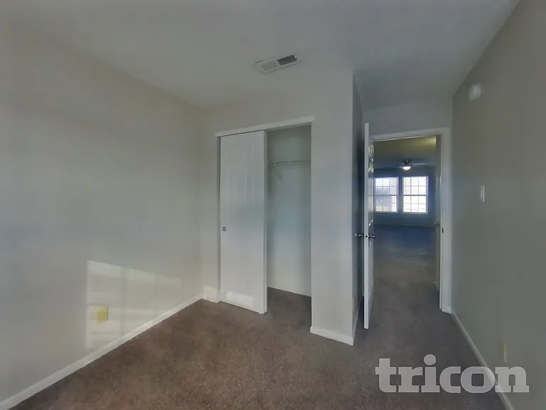 3357 Summer Breeze Cir — Photo 12