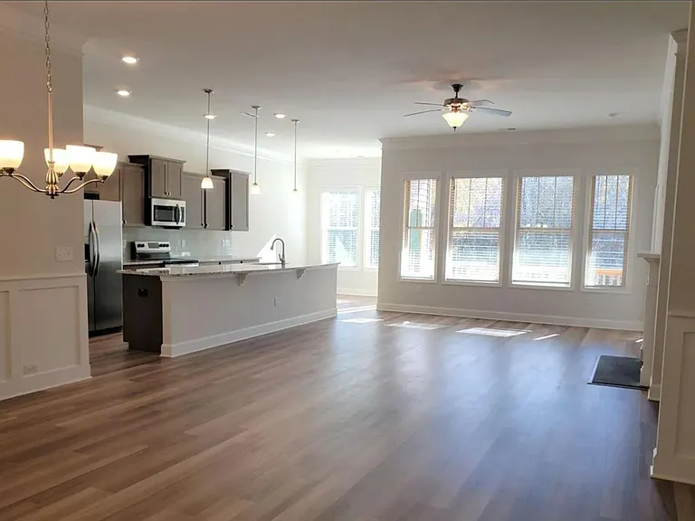 1001 Jarrett Bay Rd — Photo 6