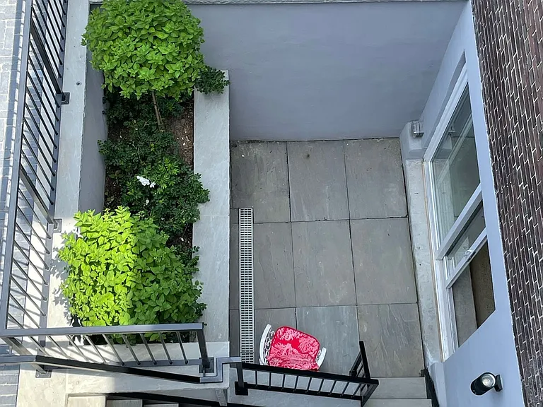 60 Winchester St #LOWER LEVEL — Photo 24