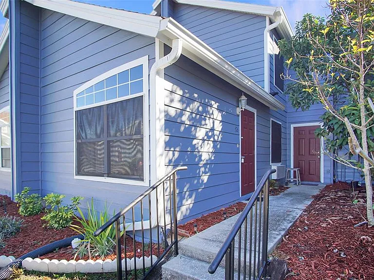 526 Caribbean Dr — Photo 1