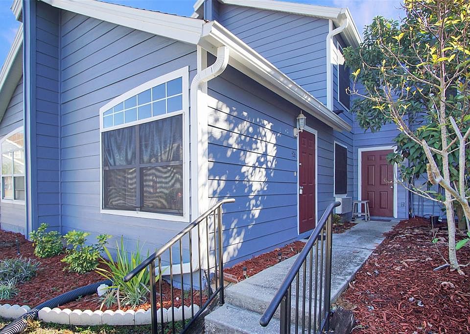 1st image of 526 Caribbean Dr