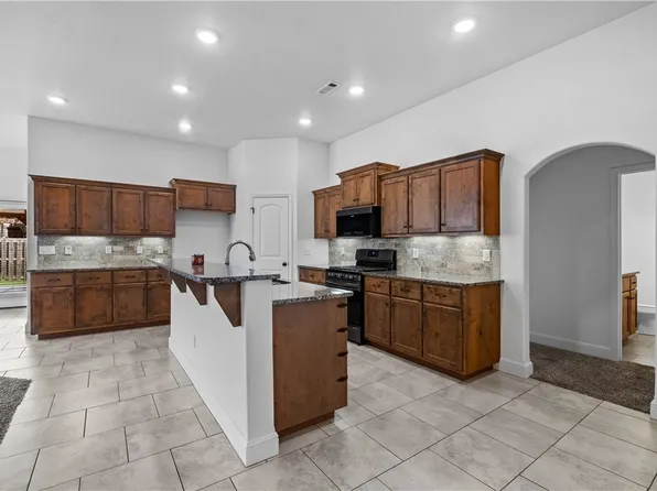 5908 NW Meade St, Bentonville, AR 72713