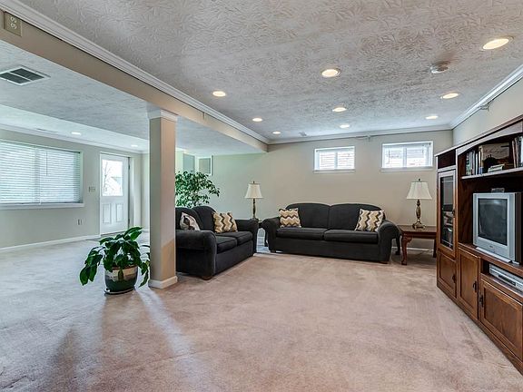 4th image of 11566 Hancock Ct