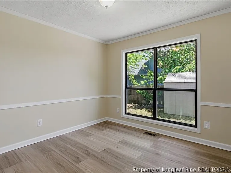 6005 Dalton Rd — Photo 9