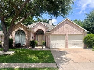 6302 Willowstone Trl, Arlington, TX 76018