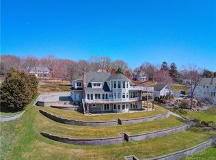 27 Crosswinds Dr, Groton, CT 06340