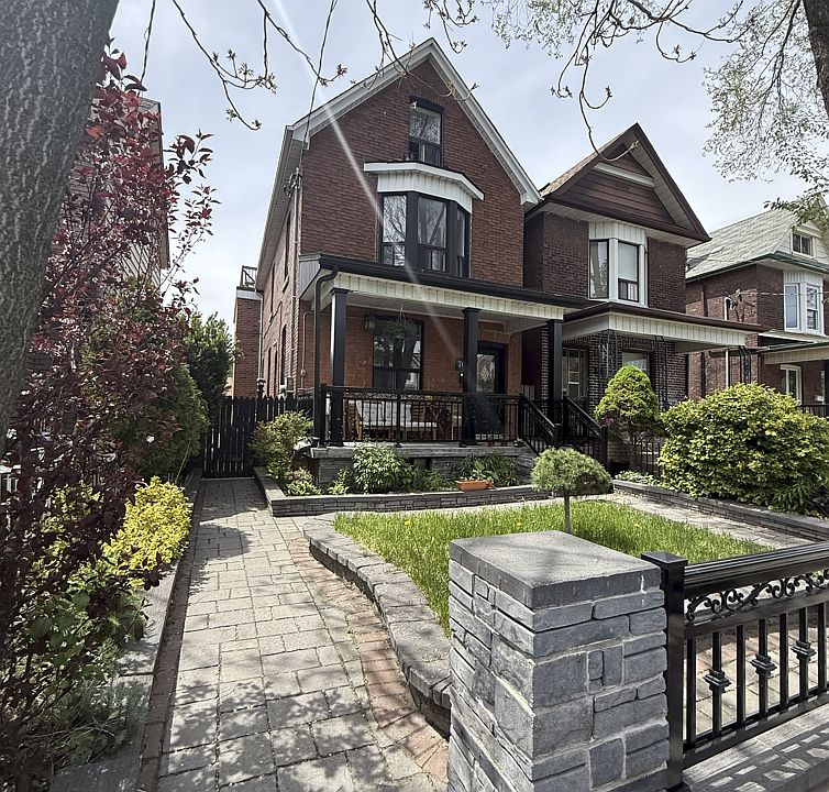 1st image of 700 Brock Ave #1