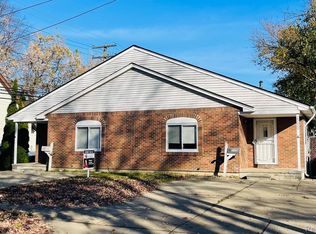 29026 Park St, Roseville, MI 48066