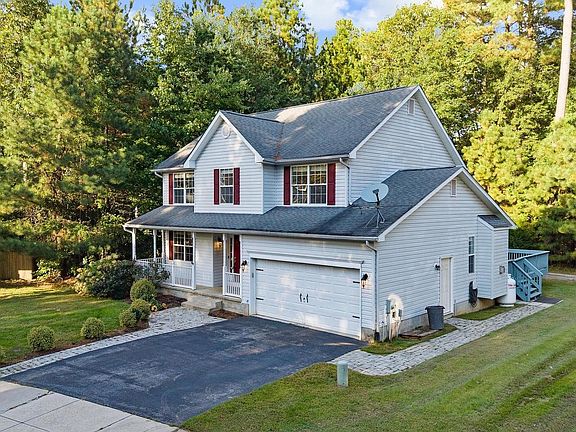 3rd image of 336 Timber Ln