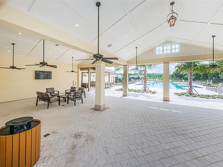 8327 Crescent Oaks Dr — Photo 51