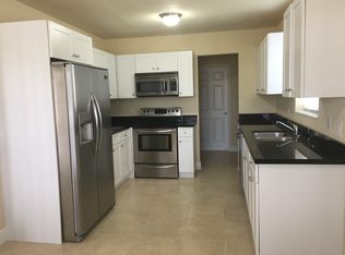 18501 NW 39th Ct, Miami Gardens, FL 33055