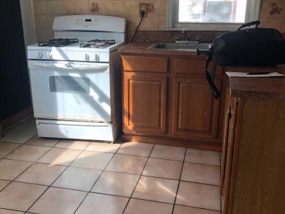 2nd image of 14753 Arlington Ter Floor 3