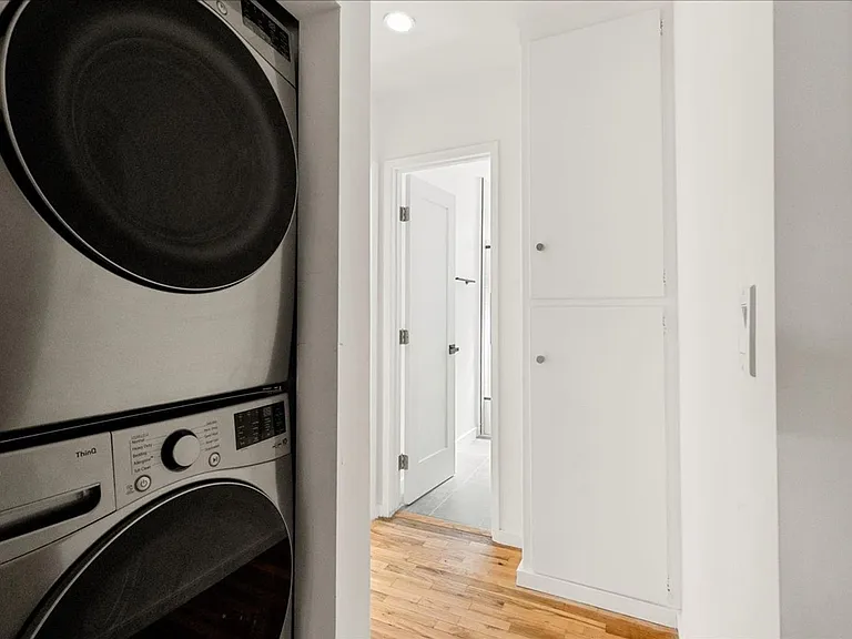 652 N Hayworth Ave #2 — Photo 6