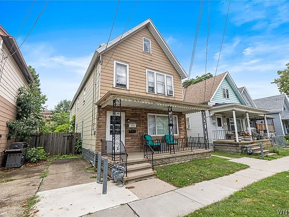 4th image of 632 Fulton St
