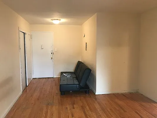 Rented by null | media 16