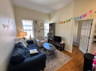 28-30 Phillips St #4, Boston, MA 02114