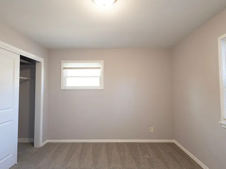 3451 Logan Ave N — Photo 10