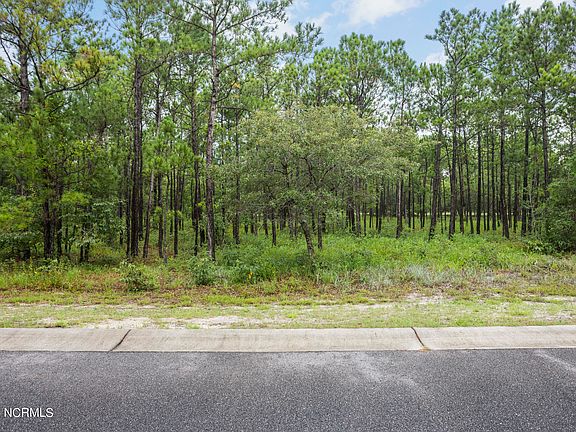 5th image of 3025 Eliza Road SE