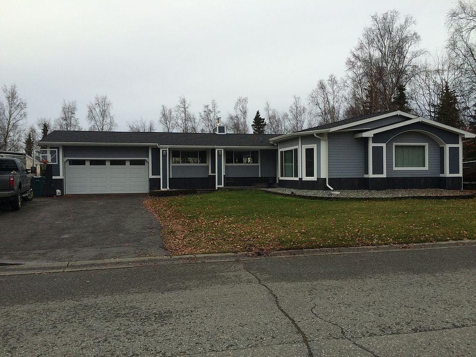 2nd image of 3418 Upland Dr