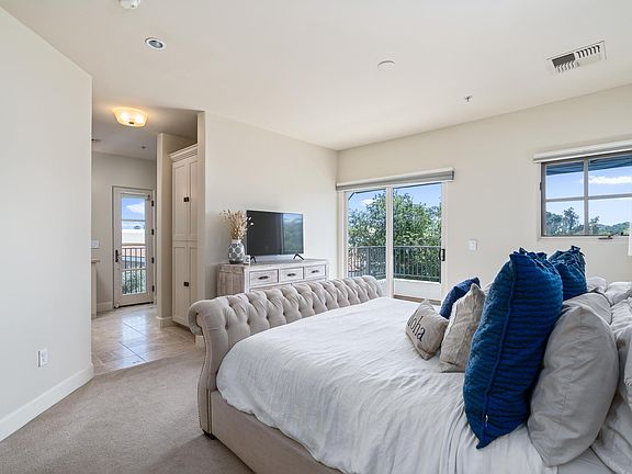 5th image of 8333 E Via Paseo Del Norte #1010