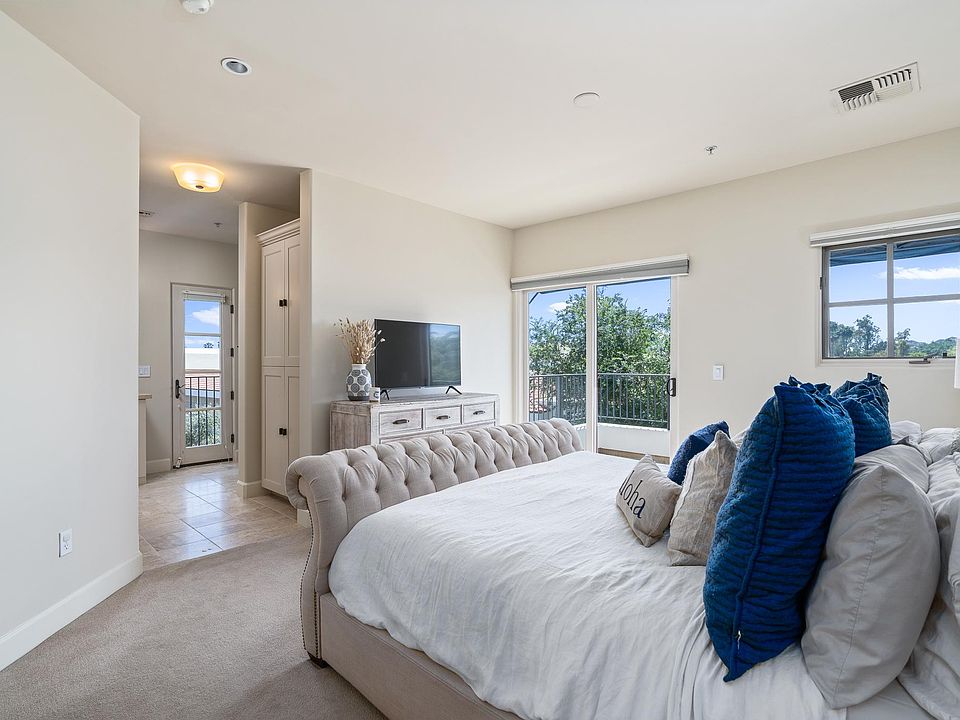 Veritas At Mccormick Ranch Condominiums 8333 N Via Paseo Del Norte