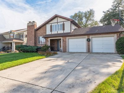 25 E 59th St, Westmont, IL, 60559