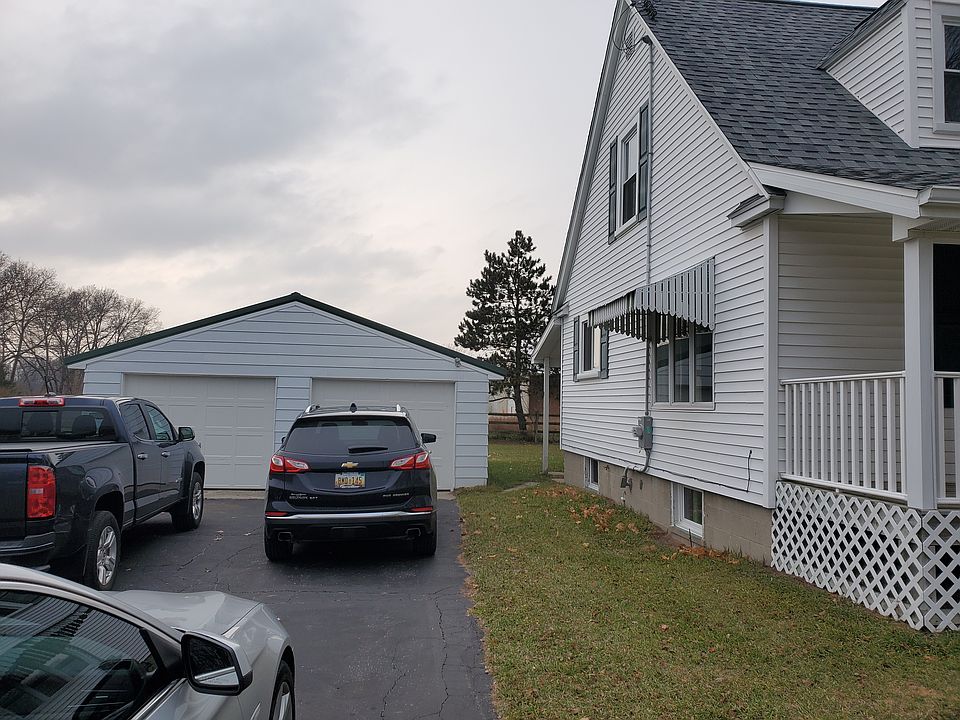 2nd image of 8100 S Garlock Rd