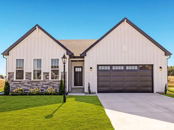 2816 Yahara DRIVE, Summit, WI 53066
