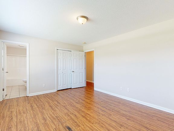5th image of 1427 Lantana Ln