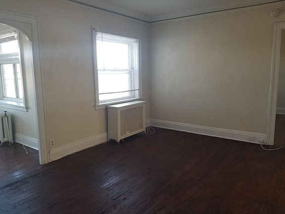 5th image of 103 S 49th Ave APT 16