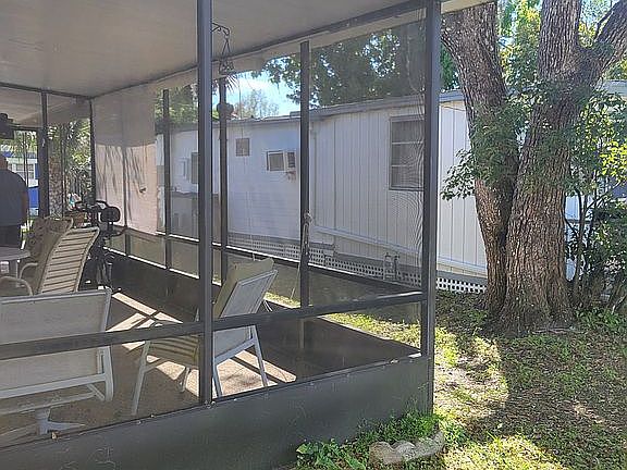 2nd image of 1250 Lakeview Dr #17