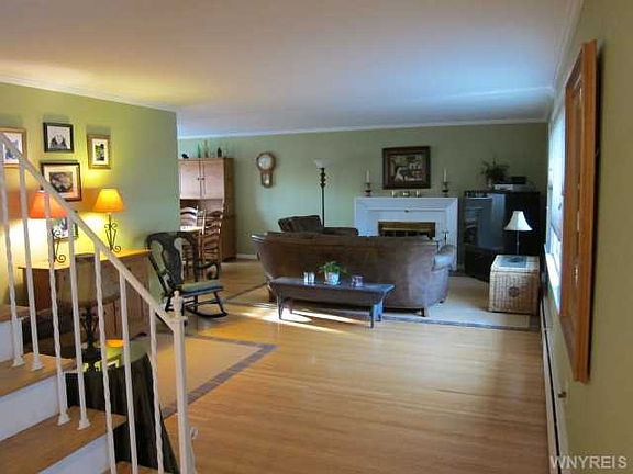 4th image of 34 Morningstar Ct