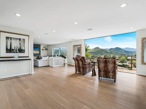 4th image of 1631 Wicklow Ct