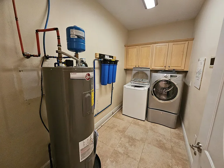 1866 Sunrise Dr — Photo 27