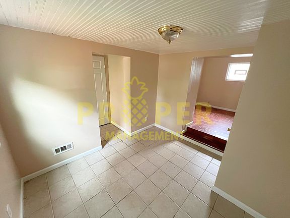 5th image of 152 E Norman Ave