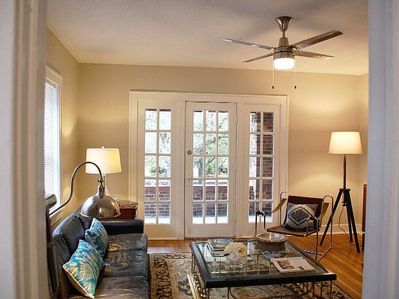 2nd image of 522-530 Gladstone Blvd #2