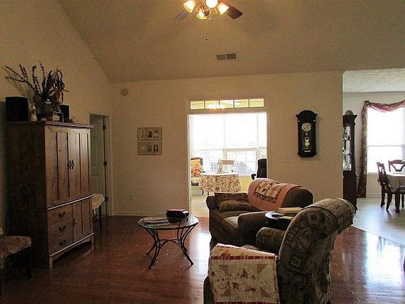 5th image of 8316 Somerset Way