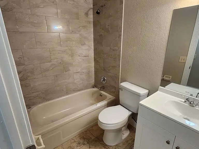 5601 Struthers Ct #5601 — Photo 12