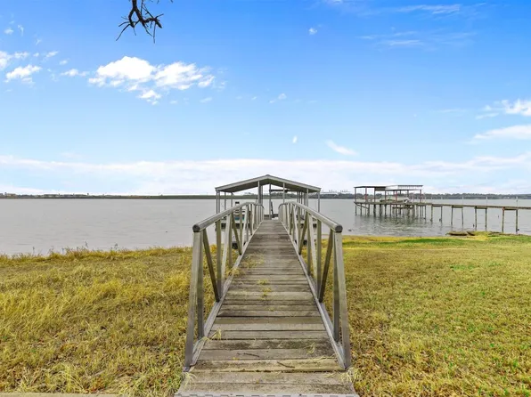 7129 Plover Cir, Fort Worth, TX 76135