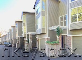 15756 SW Flagstone Dr, Beaverton, OR 97007