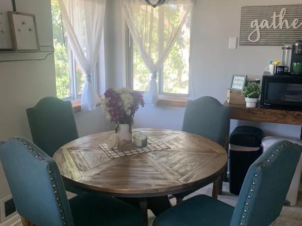 12108 W North Ave, Wauwatosa, WI