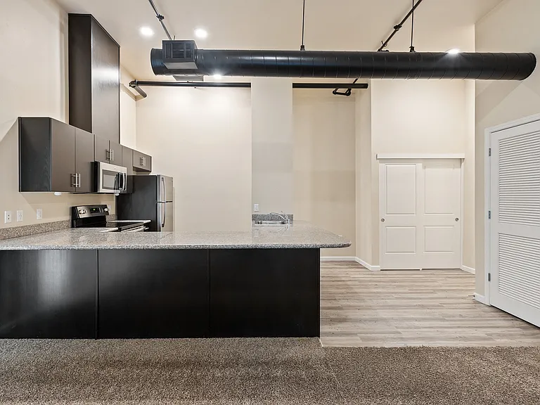 Volare Apartment Homes — Photo 9