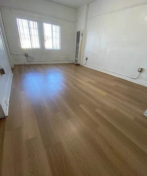 5414 S. Main St. — Photo 9