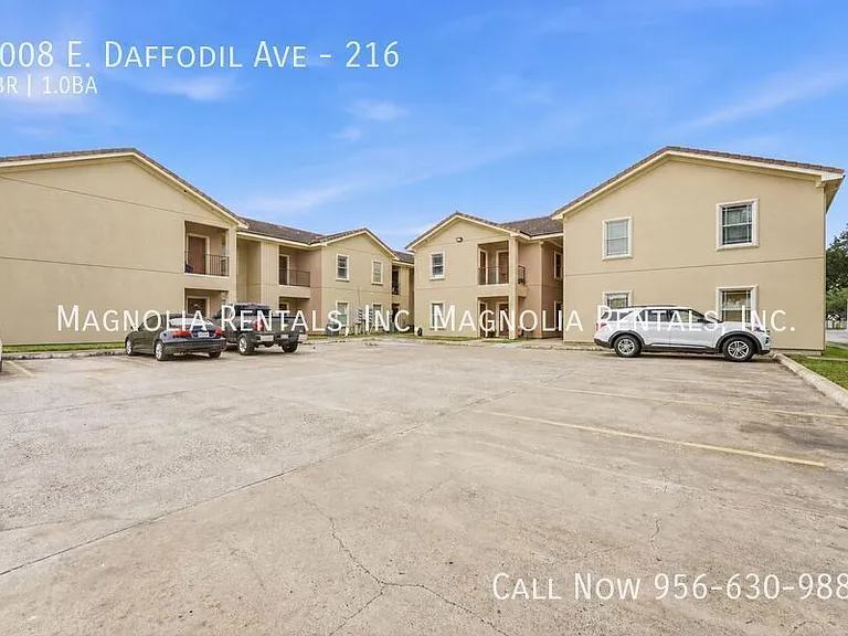 1008 E Daffodil Ave #216 — Photo 2