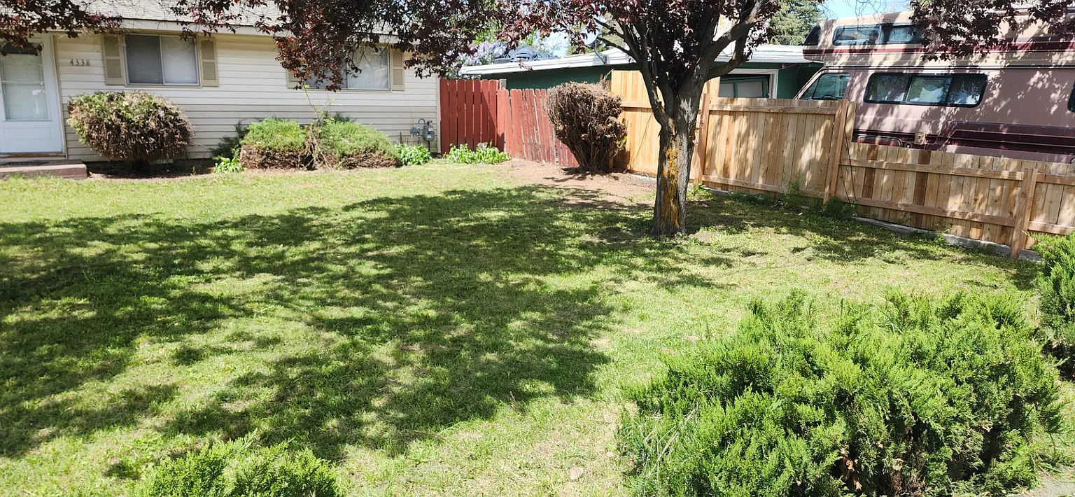 4338 Fargo St photo 1