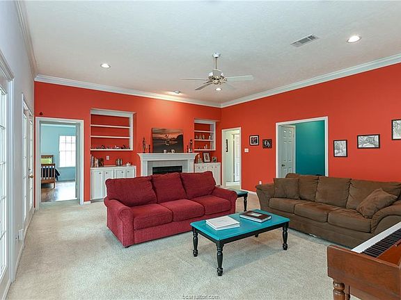 3rd image of 2917 Durango Ct