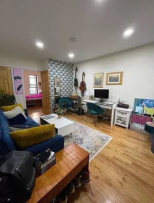 Rented by Olympic CIty Real Estate | media 1