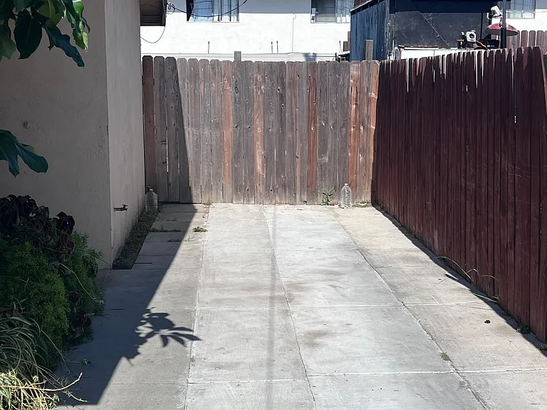 1829 Aileron Ave — Photo 3